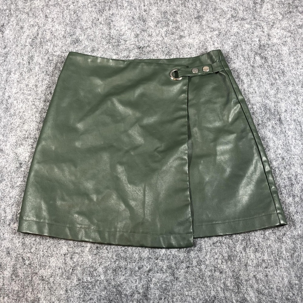Alya Faux Leather Wrap Skirt Womens M Green Mini Lined Strap‎ Detail Party